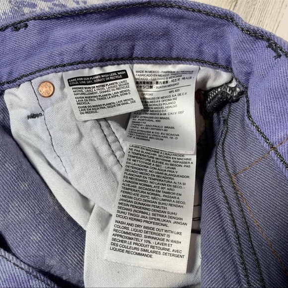 Levi’s 501 XX Men’s Cut-Off Purple Acid Wash Distressed Denim Shorts Size 32x11 - Picture 7 of 7